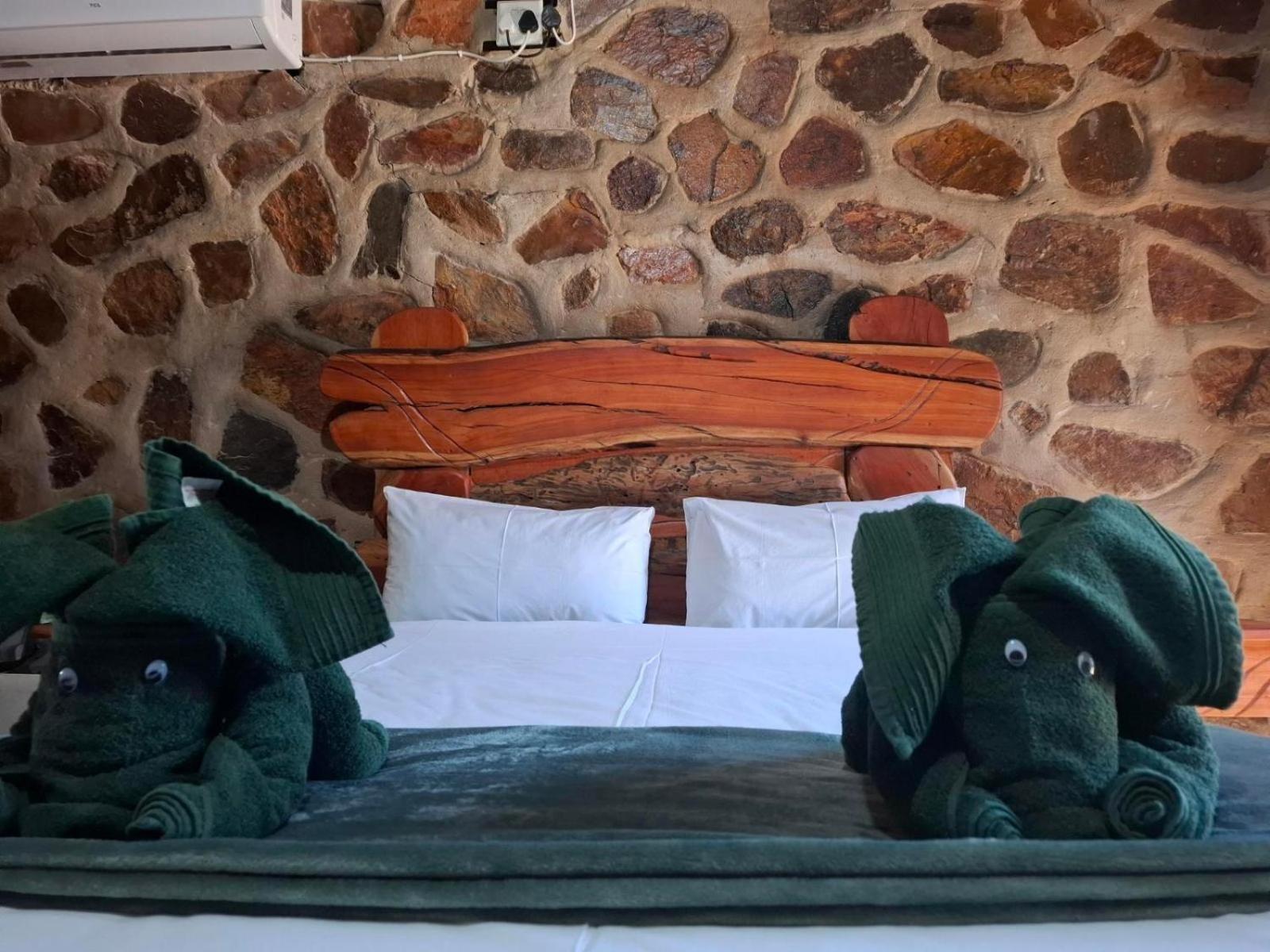 Rocking Giraffe Bush Lodge Groot-Marico Δωμάτιο φωτογραφία