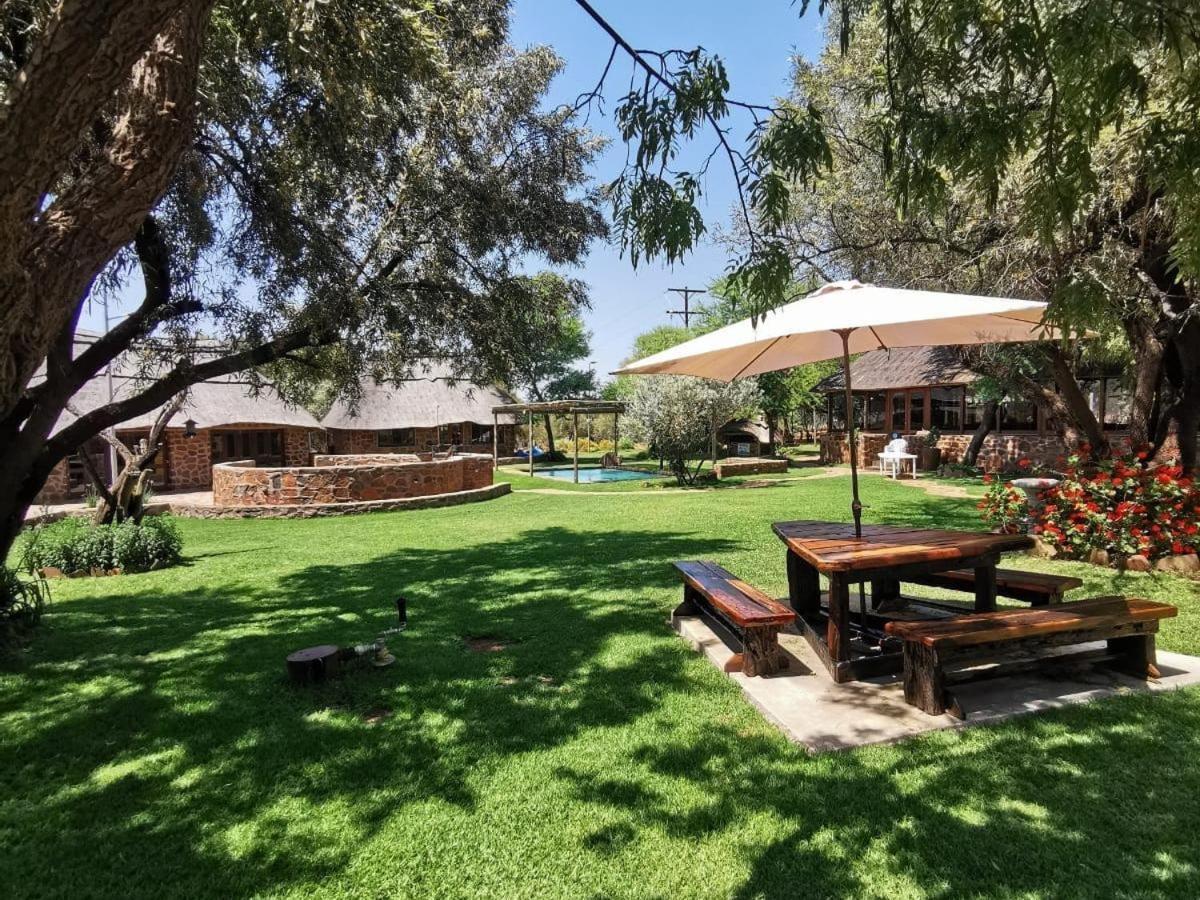 Rocking Giraffe Bush Lodge Groot-Marico Εξωτερικό φωτογραφία